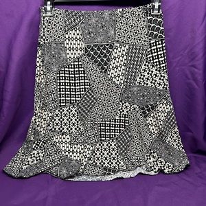 Claudia Richard Skirt Size Medium Geometric Elastic Waist Pull On.